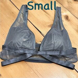 VICTORIA’S SECRET Bralette - sz. Small Gray shimmer wireless